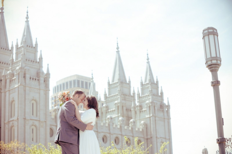 EK-Studios-Utah-Wedding-Photographers-Spring-Wedding-SLC-temple028-Blog(pp_w768_h511)