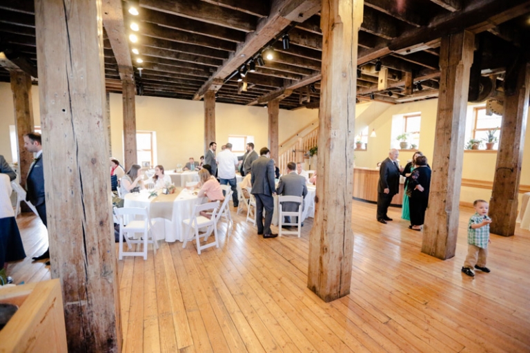 EK-Studios-Utah-Wedding-Photographers-Spring-Wedding-SLC-temple045-Blog(pp_w768_h511)