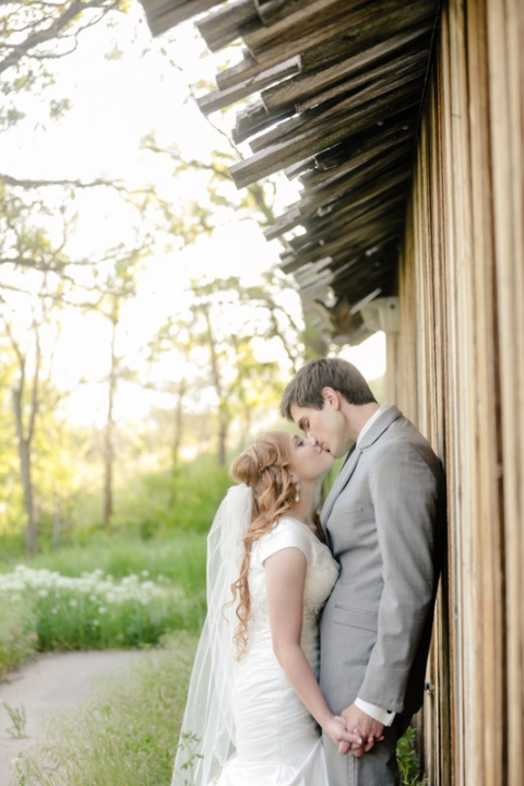 EK-Studios-Utah-Wedding-Photographers-Spring-bridals-in-wild-flowers020-Blog(pp_w480_h720)