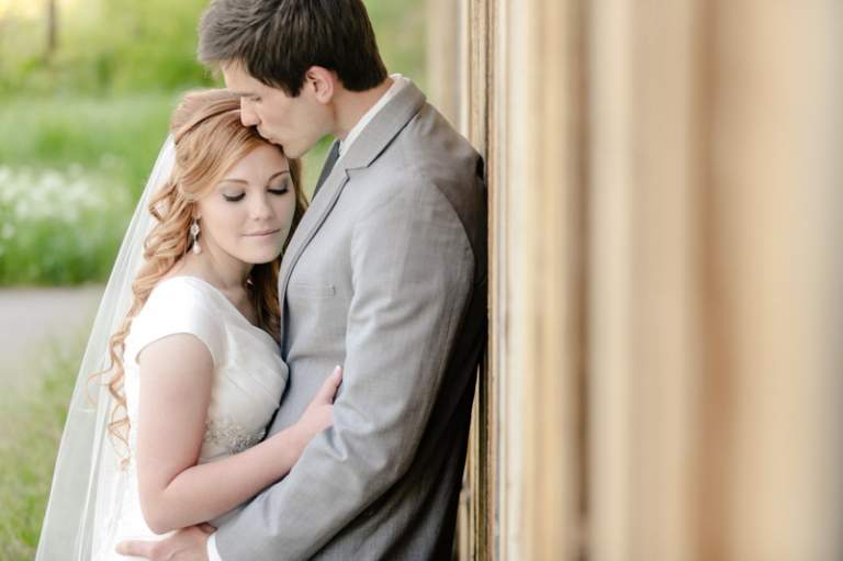 EK-Studios-Utah-Wedding-Photographers-Spring-bridals-in-wild-flowers021-Blog(pp_w768_h511)