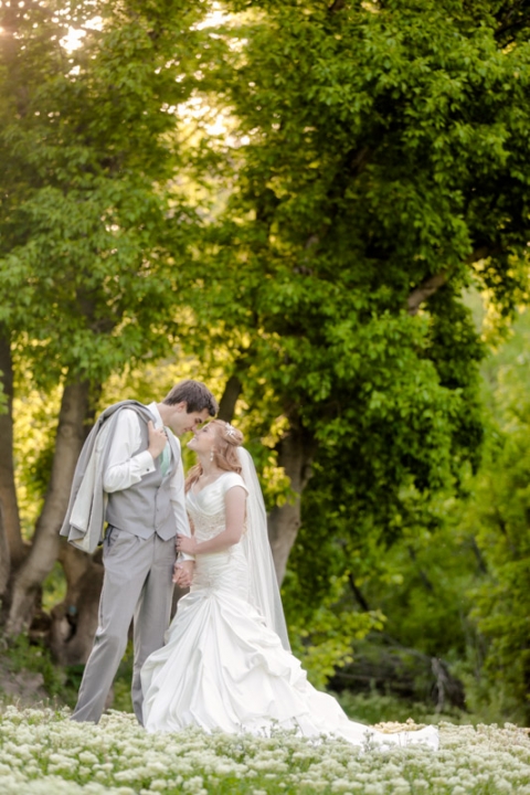 EK-Studios-Utah-Wedding-Photographers-Spring-bridals-in-wild-flowers031-Blog(pp_w480_h720)