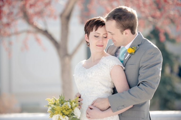 EK-Studios-Utah-Wedding-Photographers-Timpanogos-Temple-Wedding-Winter018-Blog(pp_w768_h511)