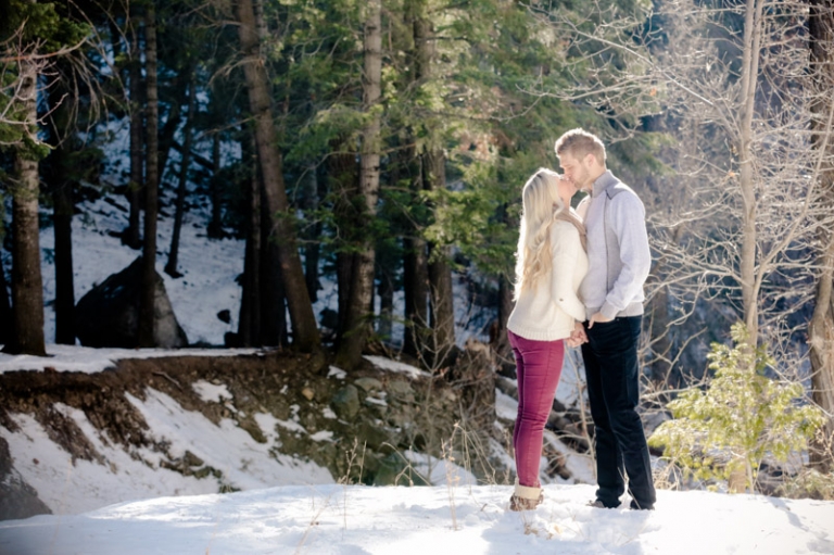 EK-Studios-Utah-Wedding-Photographers-Winter-photoshoot-up-the-canyon-Utah002-Blog(pp_w768_h511)