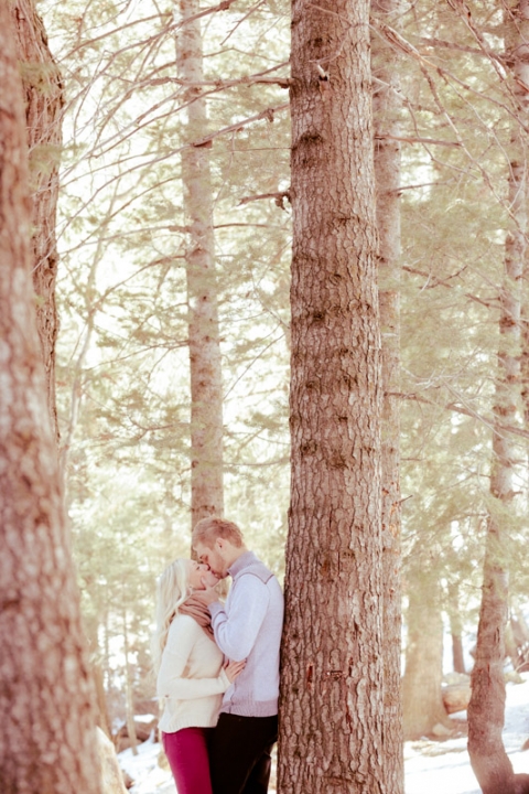 EK-Studios-Utah-Wedding-Photographers-Winter-photoshoot-up-the-canyon-Utah008-Blog(pp_w480_h720)