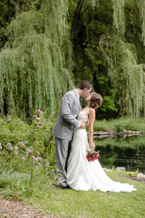 EK-Studios-Utah-Wedding-Photographers-Minnesota-Wedding-Photography-Woods-Chappel-wedding-reception-excelsor-bay-veiw-room014-Blog(pp_w480_h720)