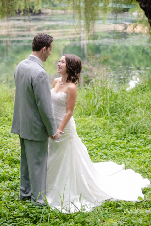 EK-Studios-Utah-Wedding-Photographers-Minnesota-Wedding-Photography-Woods-Chappel-wedding-reception-excelsor-bay-veiw-room016-Blog(pp_w480_h720)