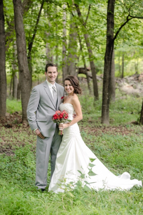 EK-Studios-Utah-Wedding-Photographers-Minnesota-Wedding-Photography-Woods-Chappel-wedding-reception-excelsor-bay-veiw-room018-Blog(pp_w480_h720)