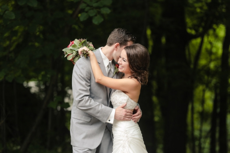 EK-Studios-Utah-Wedding-Photographers-Minnesota-Wedding-Photography-Woods-Chappel-wedding-reception-excelsor-bay-veiw-room025-Blog(pp_w768_h511)