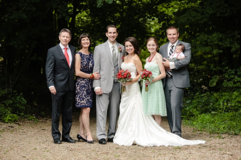EK-Studios-Utah-Wedding-Photographers-Minnesota-Wedding-Photography-Woods-Chappel-wedding-reception-excelsor-bay-veiw-room029-Blog(pp_w768_h511)