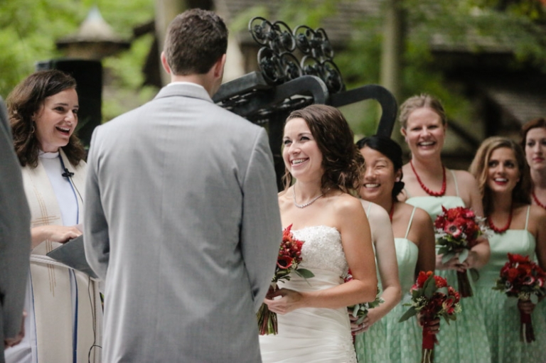 EK-Studios-Utah-Wedding-Photographers-Minnesota-Wedding-Photography-Woods-Chappel-wedding-reception-excelsor-bay-veiw-room041-Blog(pp_w768_h511)