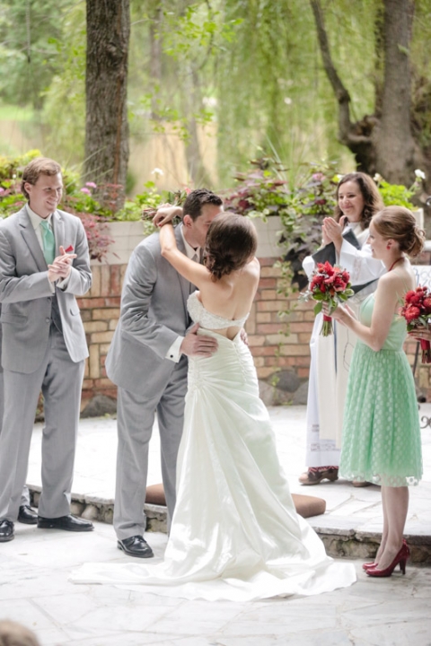 EK-Studios-Utah-Wedding-Photographers-Minnesota-Wedding-Photography-Woods-Chappel-wedding-reception-excelsor-bay-veiw-room050-Blog(pp_w480_h720)