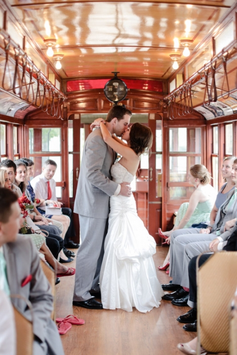 EK-Studios-Utah-Wedding-Photographers-Minnesota-Wedding-Photography-Woods-Chappel-wedding-reception-excelsor-bay-veiw-room067-Blog(pp_w480_h720)