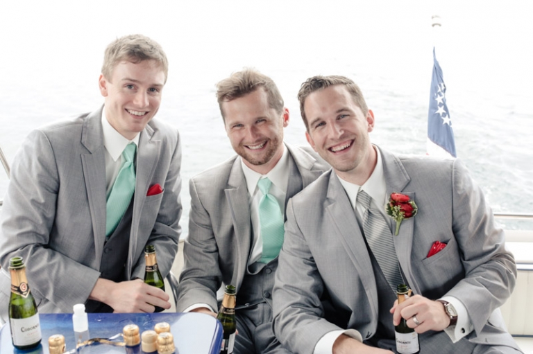 EK-Studios-Utah-Wedding-Photographers-Minnesota-Wedding-Photography-Woods-Chappel-wedding-reception-excelsor-bay-veiw-room081-Blog(pp_w768_h511)