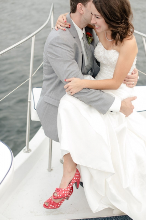 EK-Studios-Utah-Wedding-Photographers-Minnesota-Wedding-Photography-Woods-Chappel-wedding-reception-excelsor-bay-veiw-room083-Blog(pp_w480_h720)
