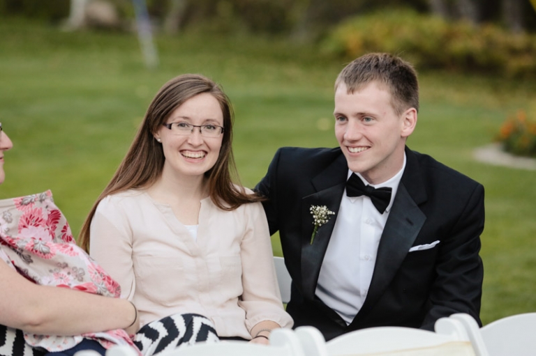EK-Studios-Utah-Wedding-Photographers-Outdoor-wedding-quaint-reception017-Blog(pp_w768_h511)