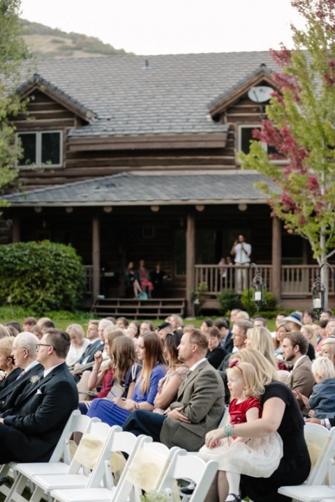 EK-Studios-Utah-Wedding-Photographers-Outdoor-wedding-quaint-reception018-Blog(pp_w480_h720)