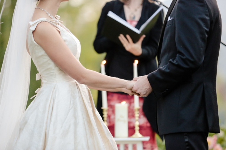 EK-Studios-Utah-Wedding-Photographers-Outdoor-wedding-quaint-reception034-Blog(pp_w768_h511)