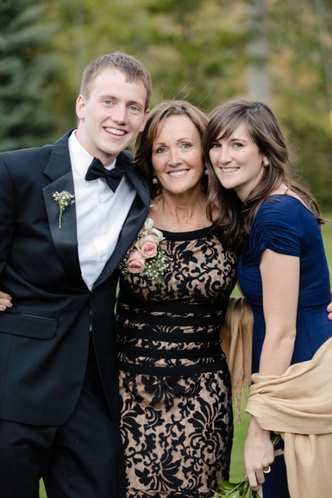 EK-Studios-Utah-Wedding-Photographers-Outdoor-wedding-quaint-reception040-Blog(pp_w480_h720)