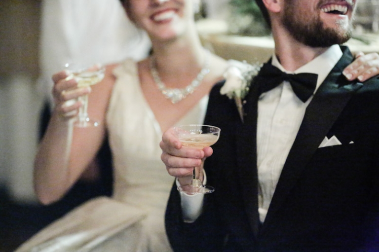 EK-Studios-Utah-Wedding-Photographers-Outdoor-wedding-quaint-reception060-Blog(pp_w768_h511)