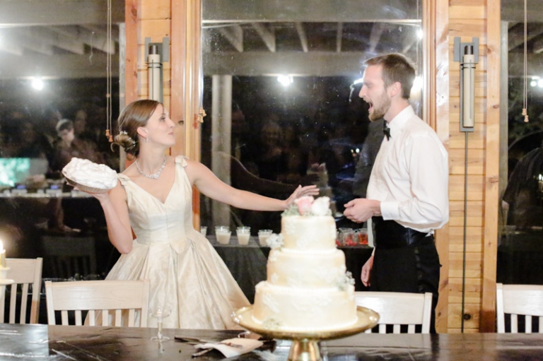 EK-Studios-Utah-Wedding-Photographers-Outdoor-wedding-quaint-reception068-Blog(pp_w768_h511)
