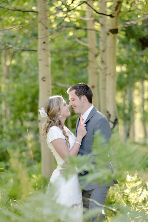 EK-Studios-Utah-Wedding-Photographers-Bridals-in-woods-aspens013-Blog(pp_w480_h720)
