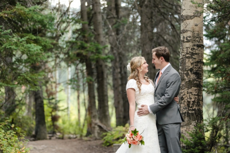 EK-Studios-Utah-Wedding-Photographers-Bridals-in-woods-aspens030-Blog(pp_w768_h511)