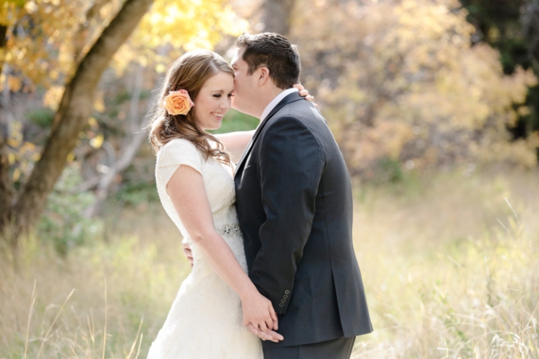 EK-Studios-Utah-Wedding-Photographers-Fall-Bridals-in-the-canyon002-Blog(pp_w768_h511)