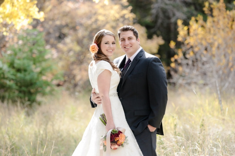 EK-Studios-Utah-Wedding-Photographers-Fall-Bridals-in-the-canyon004-Blog(pp_w768_h511)