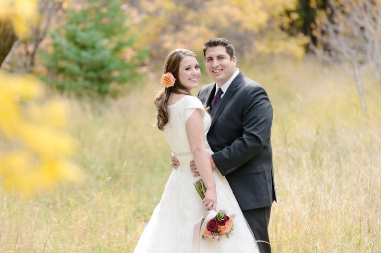 EK-Studios-Utah-Wedding-Photographers-Fall-Bridals-in-the-canyon011-Blog(pp_w768_h511)