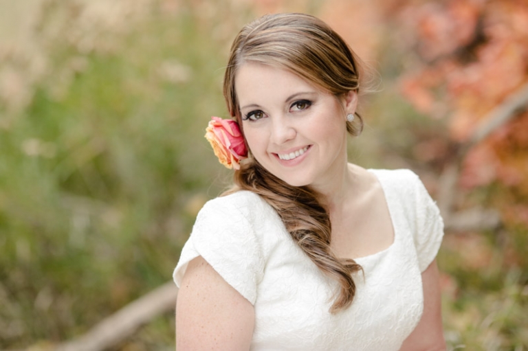 EK-Studios-Utah-Wedding-Photographers-Fall-Bridals-in-the-canyon013-Blog(pp_w768_h511)