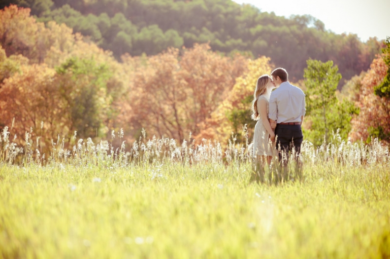 EK-Studios-Utah-Wedding-Photographers-Fall-engagements-utah-photographer025-Blog(pp_w768_h511)