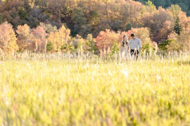 EK-Studios-Utah-Wedding-Photographers-Fall-engagements-utah-photographer029-Blog(pp_w768_h511)