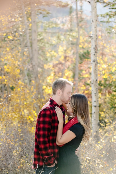 EK-Studios-Utah-Wedding-Photographers-Fall-engagments-in-the-woods009-Blog(pp_w480_h720)