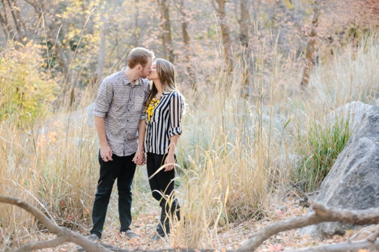 EK-Studios-Utah-Wedding-Photographers-Fall-engagments-in-the-woods027-Blog(pp_w768_h511)
