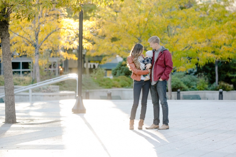EK-Studios-Utah-Wedding-Photographers-Family-Photos-in-the-city-Gallivan-Center-SLC009-Blog(pp_w768_h511)