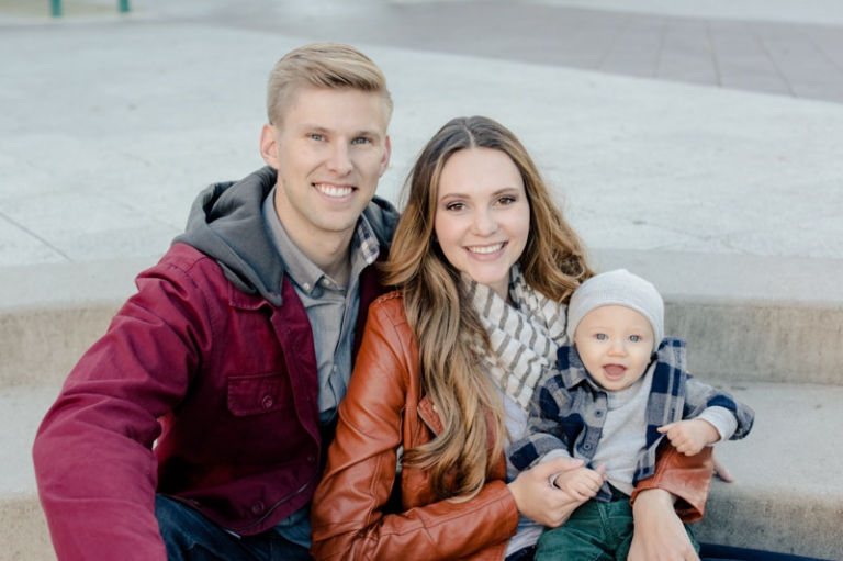 EK-Studios-Utah-Wedding-Photographers-Family-Photos-in-the-city-Gallivan-Center-SLC012-Blog(pp_w768_h511)