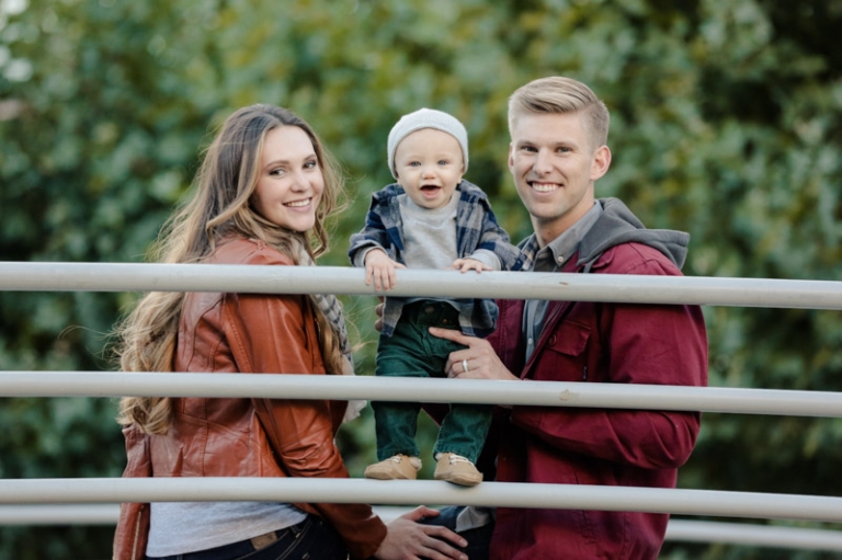 EK-Studios-Utah-Wedding-Photographers-Family-Photos-in-the-city-Gallivan-Center-SLC019-Blog(pp_w768_h511)