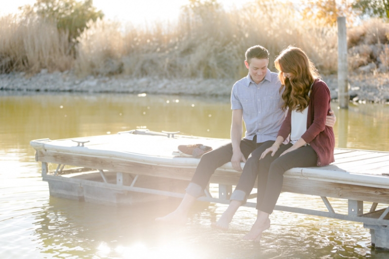 EK-Studios-Utah-Wedding-Photographers-Sunkissed-engagements-on-a-dock012-Blog(pp_w768_h511)