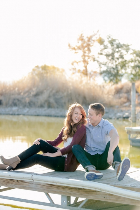 EK-Studios-Utah-Wedding-Photographers-Sunkissed-engagements-on-a-dock018-Blog(pp_w480_h720)