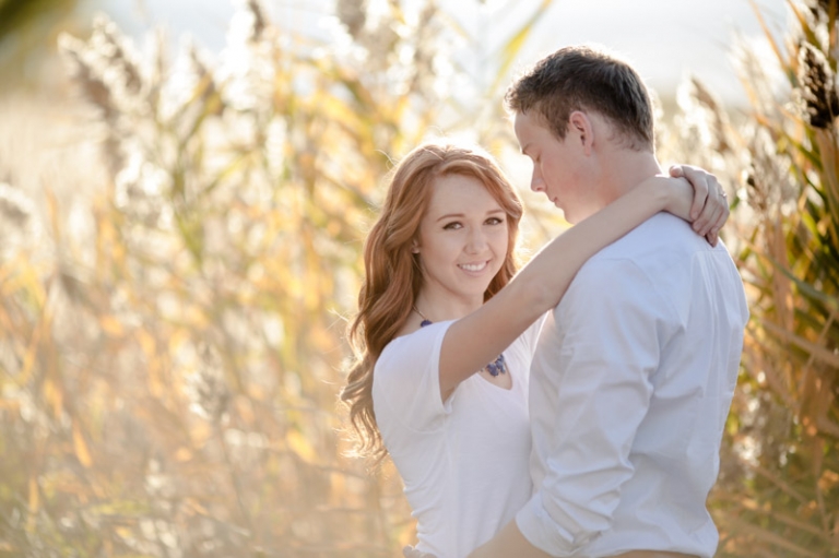 EK-Studios-Utah-Wedding-Photographers-Sunkissed-engagements-on-a-dock021-Blog(pp_w768_h511)