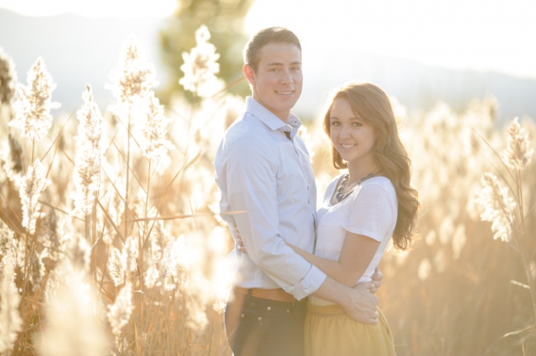 EK-Studios-Utah-Wedding-Photographers-Sunkissed-engagements-on-a-dock024-Blog(pp_w768_h511)