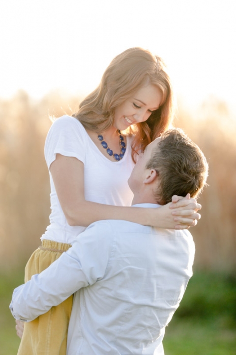EK-Studios-Utah-Wedding-Photographers-Sunkissed-engagements-on-a-dock029-Blog(pp_w480_h720)