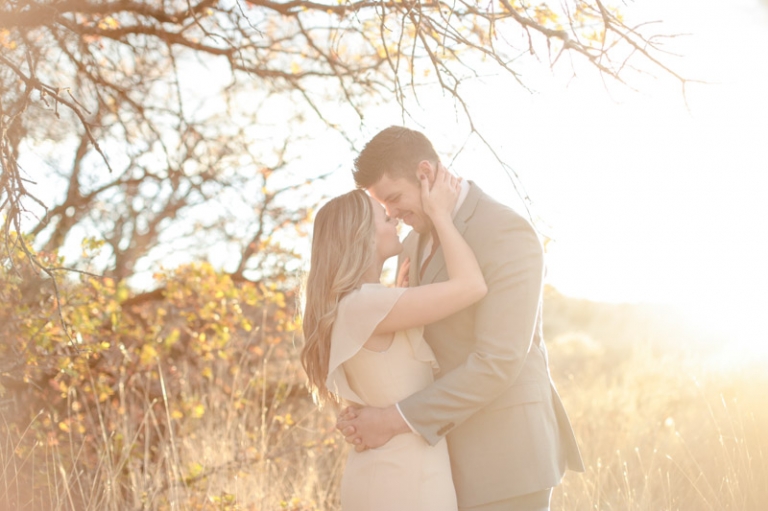 EK-Studios-Utah-Wedding-Photographers-Sunkissed-Bridals-in-a-field027-Blog(pp_w768_h511)