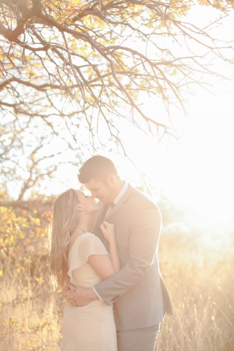 EK-Studios-Utah-Wedding-Photographers-Sunkissed-Bridals-in-a-field031-Blog(pp_w480_h720)