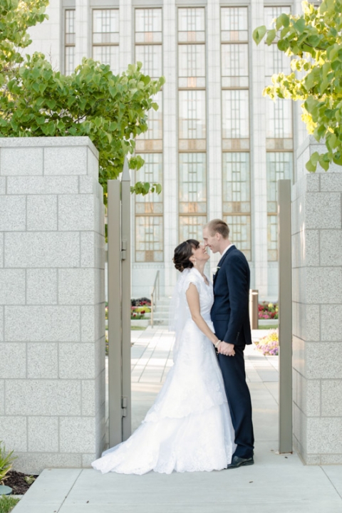 EK-Studios-Utah-Wedding-Photographers-Draper-Temple-wedding011-Blog(pp_w480_h720)