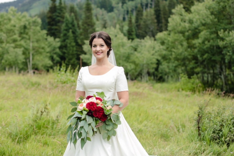 EK-Studios-Utah-Wedding-Photographers-Bridals-in-aspens-mountains010-Blog(pp_w768_h511)