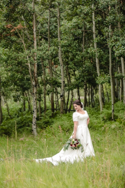 EK-Studios-Utah-Wedding-Photographers-Bridals-in-aspens-mountains012-Blog(pp_w480_h720)