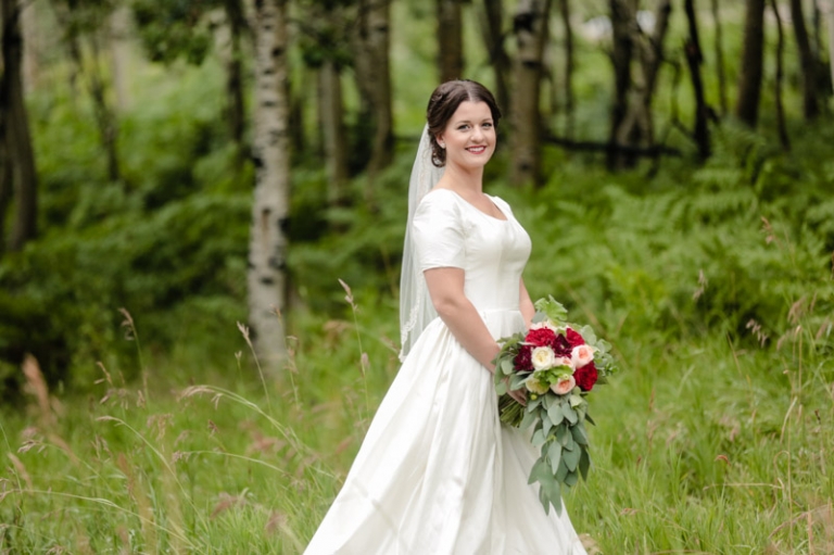 EK-Studios-Utah-Wedding-Photographers-Bridals-in-aspens-mountains013-Blog(pp_w768_h511)