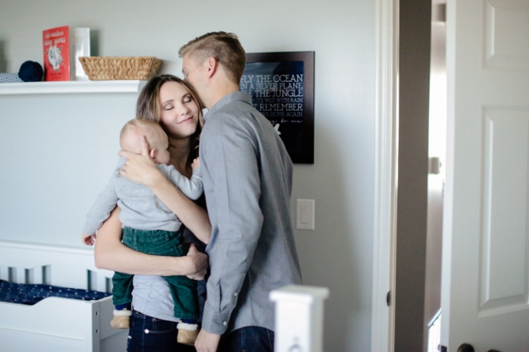 EK-Studios-Utah-Wedding-Photographers-Family-Photos-in-the-home025-Blog(pp_w768_h511)