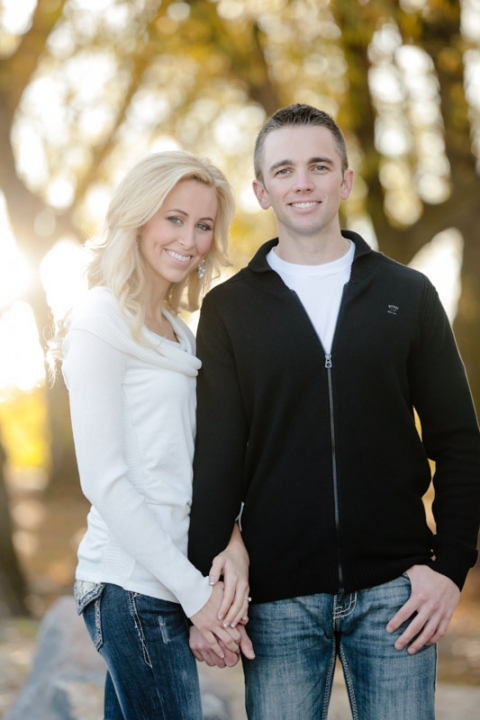 EK-Studios-Utah-Wedding-Photographers-Romantic-Engagements-sunkissed003-Blog(pp_w480_h720)